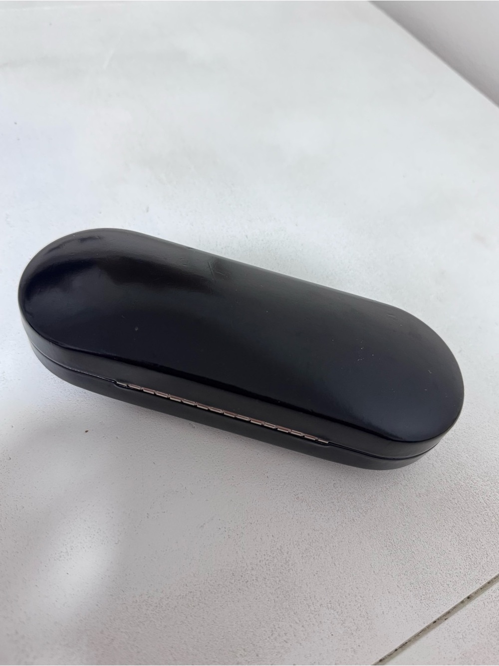 Authentic Modern FENDI Black Hard Clamshell Sunglasses Glasses Case & Cloth - Picture 7 of 8